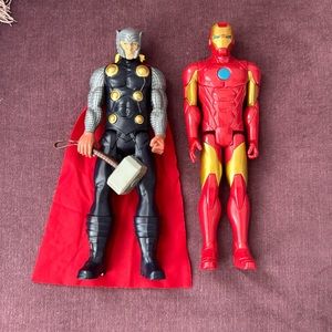 Pack of 2 superhero’s. Thor and Ironman